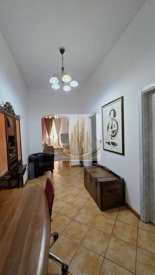 Apartament cu 2 camere decomandat, mobilat în Ultracentral