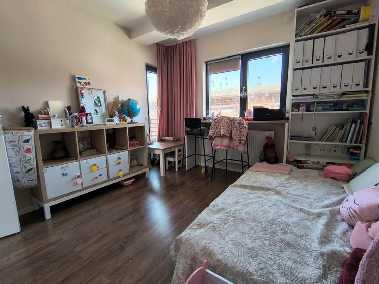Duplex cu 4 camere cu Teren 50 Mp în Berceni