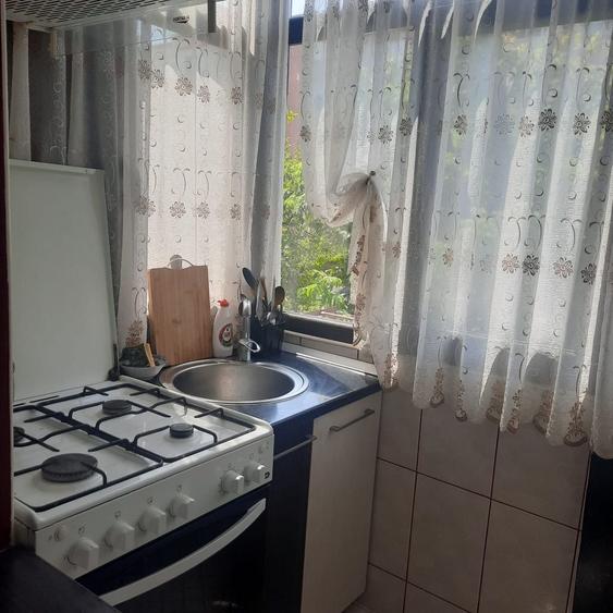 Apartament cu 2 camere decomandat în 1 Mai