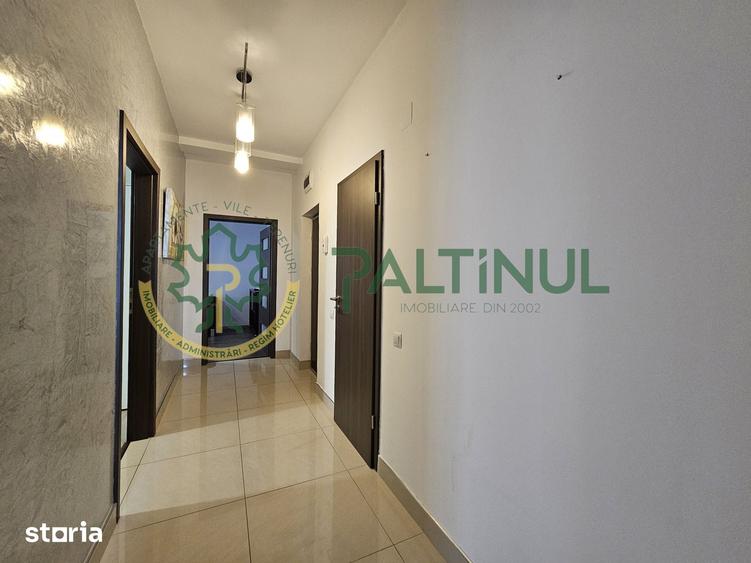 Apartament cu 3 camere decomandat în Turnișor