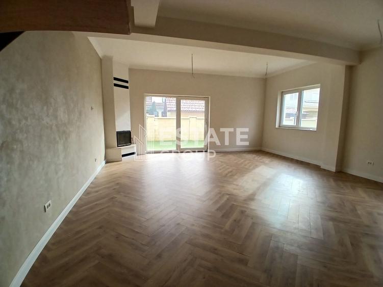 Duplex cu 4 camere cu Canalizare în Dumbrăvița