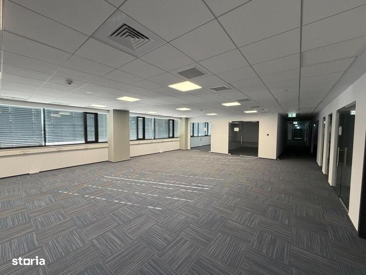 Spațiu comercial, de 3,500 mp, în Noua