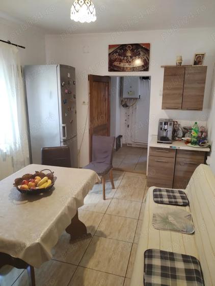 Casă cu 4 camere cu Teren 211 Mp în Palas