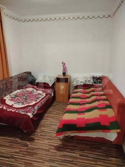 Apartament cu 2 camere semidecomandat în Botizului