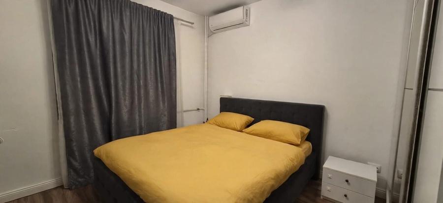 Apartament cu 3 camere decomandat în Dristor
