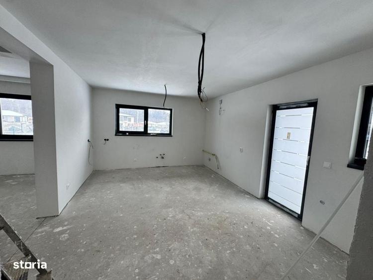 Casă cu 3 camere cu Teren 1200 Mp în Tăuții-Măgherăuș