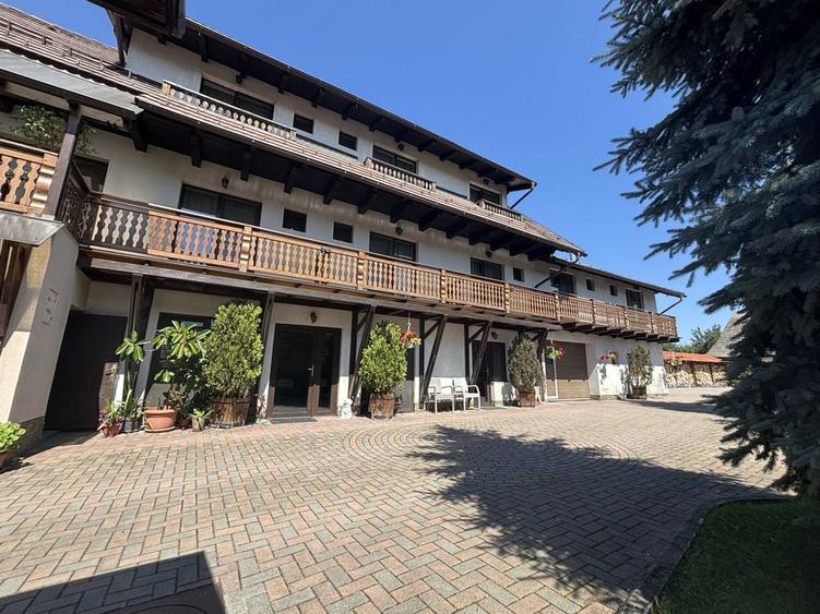 Spațiu comercial, de 280 mp, în Central
