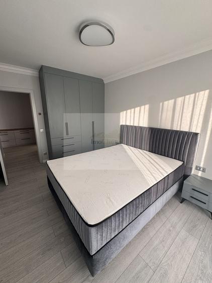 Apartament cu 3 camere decomandat în Iris