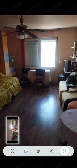 Apartament cu 3 camere decomandat în Tudor
