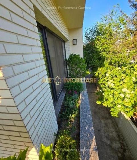 Apartament cu 2 camere decomandat, mobilat în Jiului