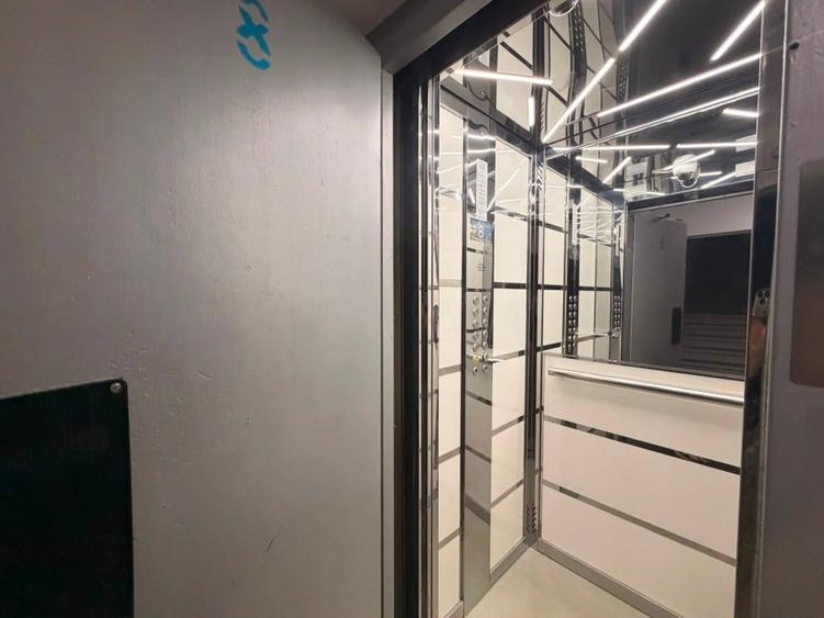 Apartament cu 4 camere decomandat, mobilat în Mazepa 1