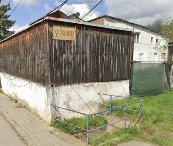 Casă cu Teren 510 Mp în Central