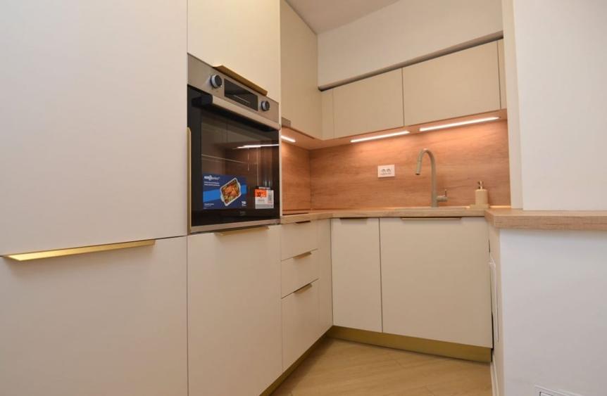 INCHIRIERE APARTAMENT 3 CAMERE UNIRII – PIATA ALBA IULIA - 22