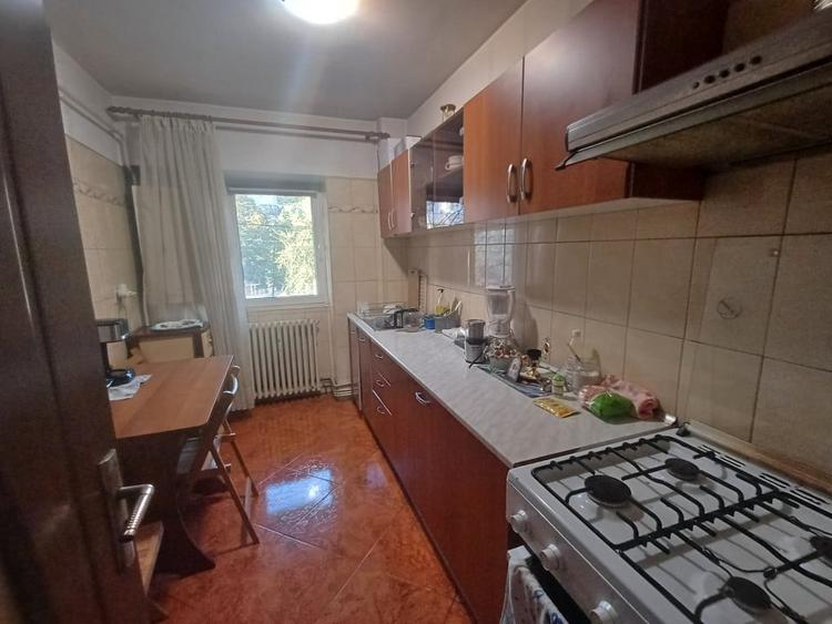 Apartament cu 2 camere decomandat, mobilat în Moara de foc