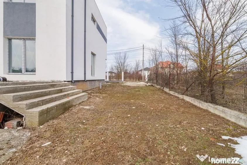 Casă cu 4 camere cu Teren 409 Mp în Corbeanca