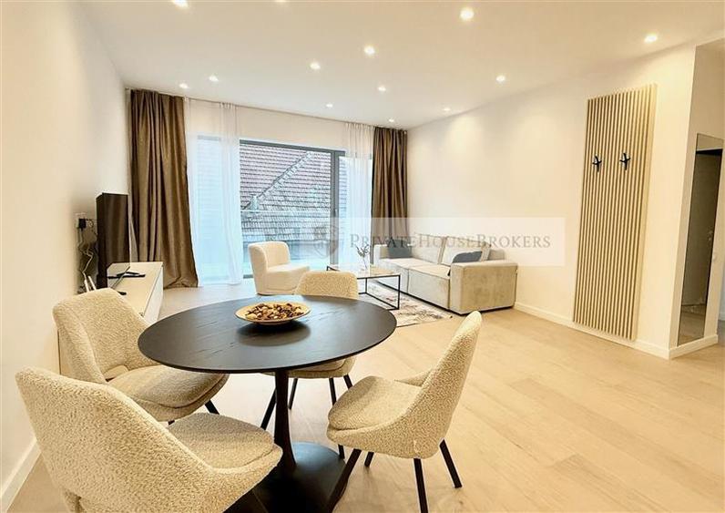 Apartament cu 2 camere semidecomandat, mobilat în Aviației