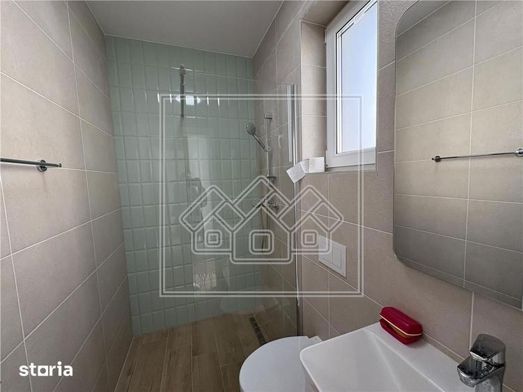 Casă cu 4 camere cu Teren 145 Mp în Tineretului