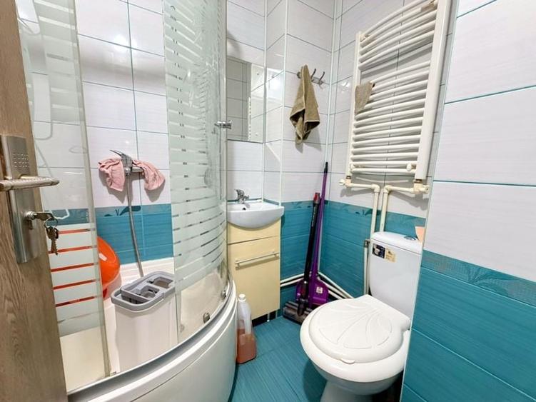 Apartament cu 3 camere decomandat în Nord