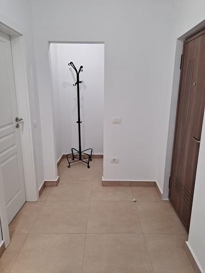 Apartament cu 2 camere, mobilat în City Park Mall