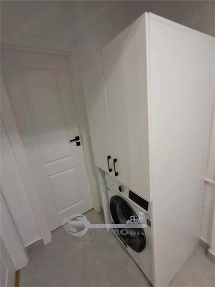 Apartament cu 2 camere decomandat în Hala Centrală