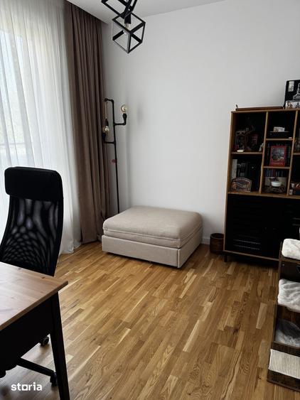 Casă cu 5 camere cu Teren 457 Mp în Corbeanca
