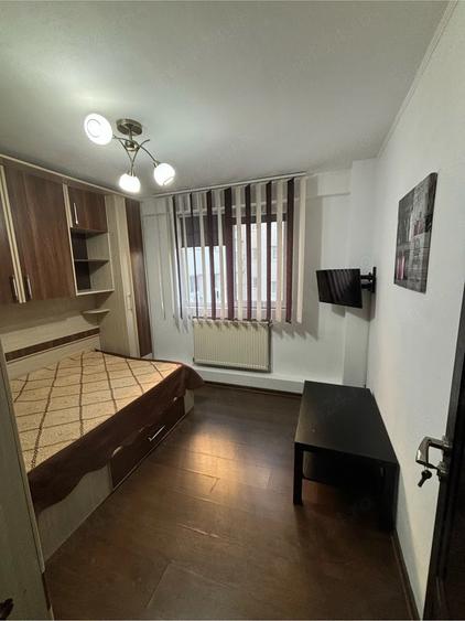 Apartament cu 2 camere semidecomandat în Veteranilor