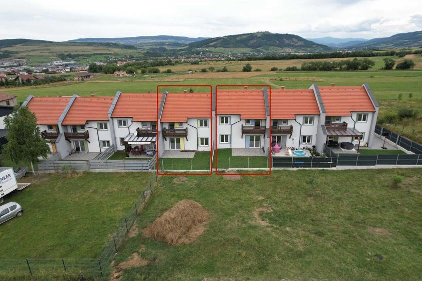 Casă cu 4 camere decomandat în Calonda