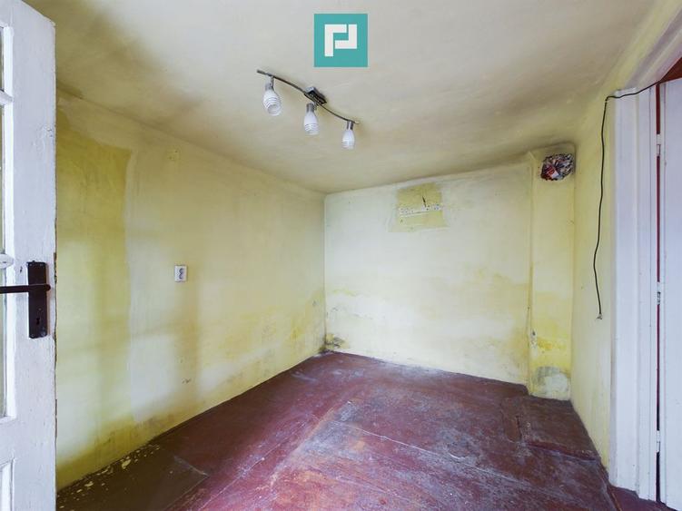 Casă cu 2 camere cu Teren 241 Mp în Aradul Nou