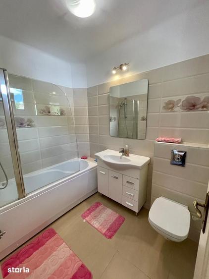 Apartament cu 2 camere decomandat în Centrul Istoric