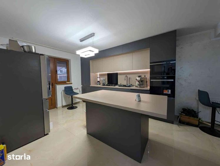 Vila individuala spa?ioasa, renovata, Cartier Astoria-Lunca Cetatuii - 8