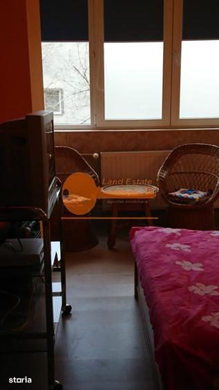 Apartament cu 3 camere în Grivița