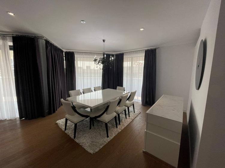 Apartament cu 4 camere decomandat, mobilat în Băneasa