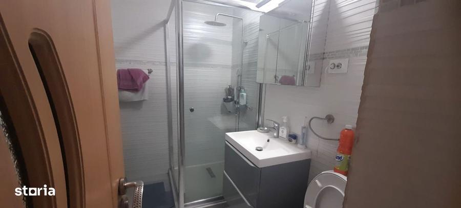 Apartament cu 2 camere decomandat în Crângași