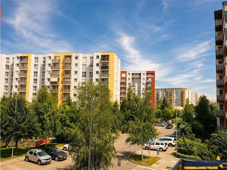 Refugiu urban:rezidential investitional, aramenajat,gata de mutat,terasa,parcare, Avantgarden, Bras - 13
