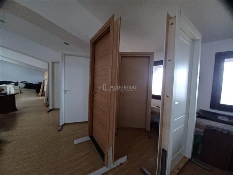 Spațiu comercial, de 1,140 mp, în Central