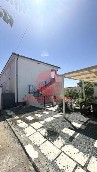 Spațiu comercial, de 200 mp, în Central
