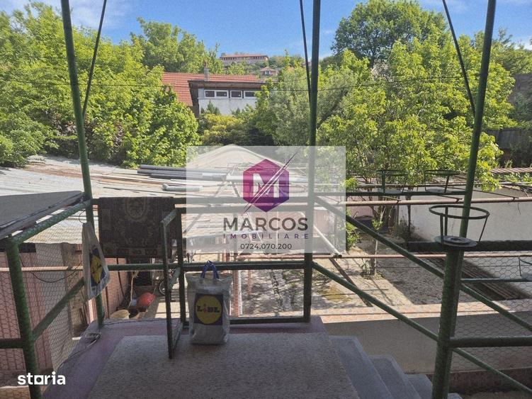 Casă cu 4 camere în Muncitoresc