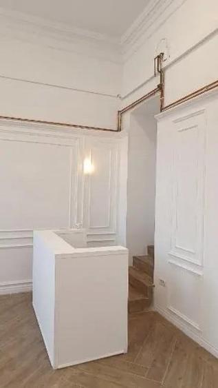 Casă cu 3 camere în Central