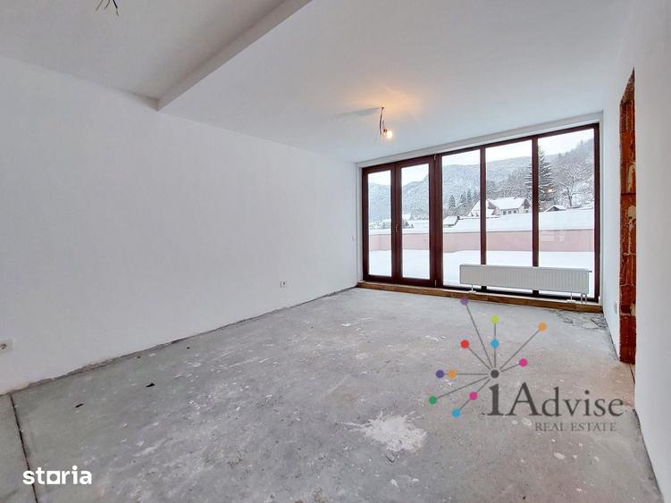 Apartament cu 4 camere în Schei