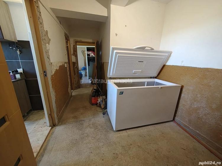 Apartament cu 2 camere decomandat în Hunedoara