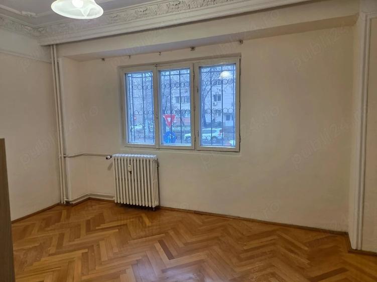 Inchiriez apartament cu trei camere Parter 4E AFI COTROCENI pretabil spatiu birou - 7
