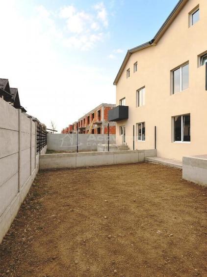 Casă cu 4 camere cu Teren 200 Mp în Prelungirea Ghencea
