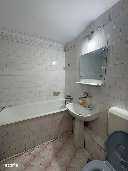 Apartament cu 2 camere decomandat în Crângași