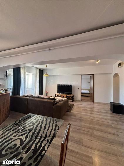 Apartament cu 3 camere, mobilat în Centrul Civic