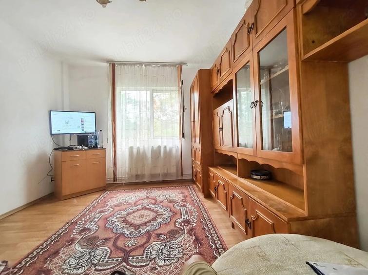 Garsonieră decomandată în Izbiceni