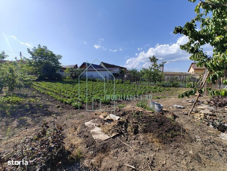 Casă cu 4 camere în Cut