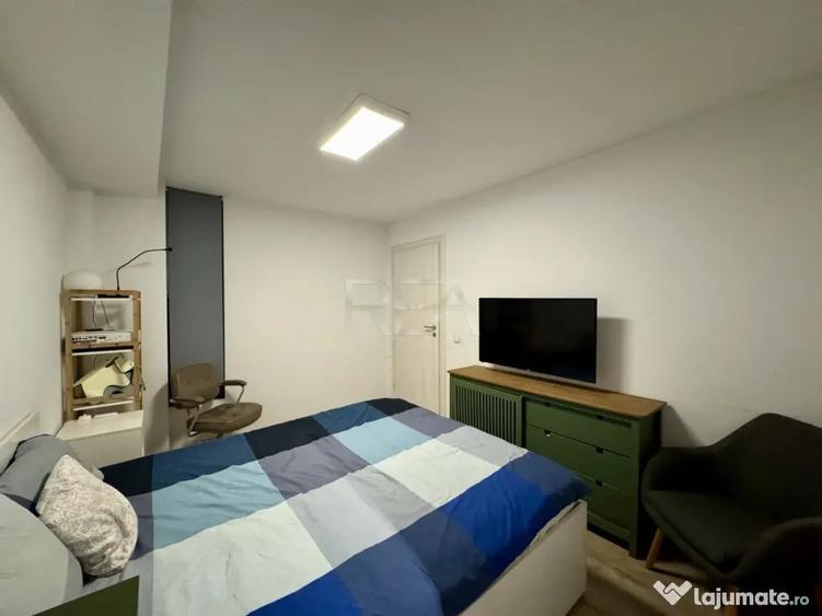Apartament cu 2 camere decomandat în Jiului