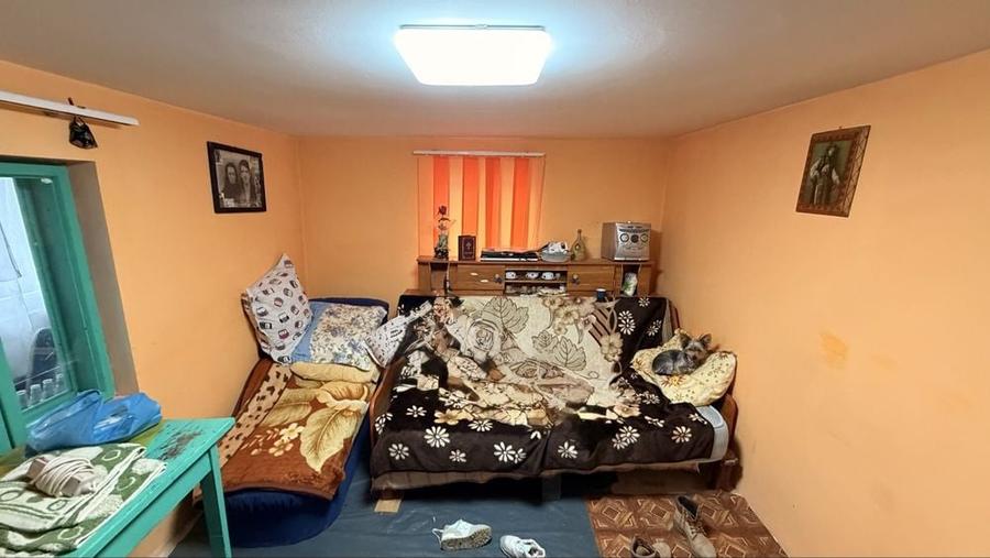 Casă cu 3 camere în Cerașu
