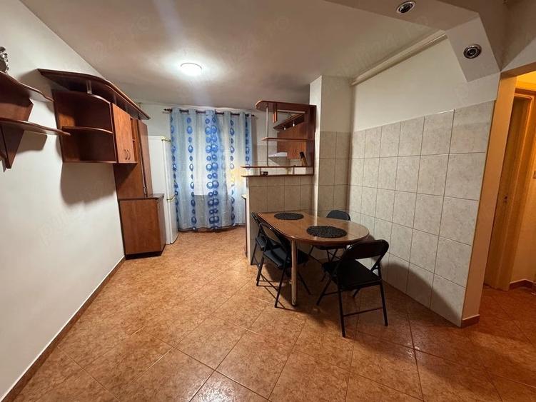 Apartament cu 2 camere decomandat în Steaua