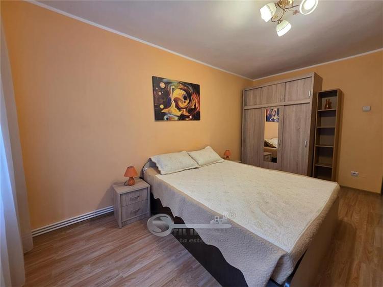 Apartament cu 2 camere decomandat în Bd. Independenței